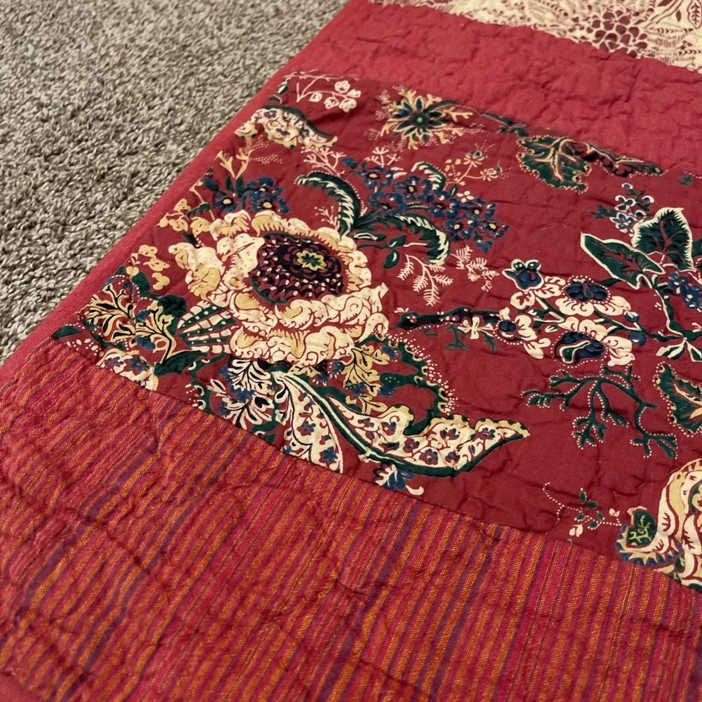 Pottery‎ Barn Set/2 Johanna RED Patchwork Quilted EURO Shams 26 X26 Set